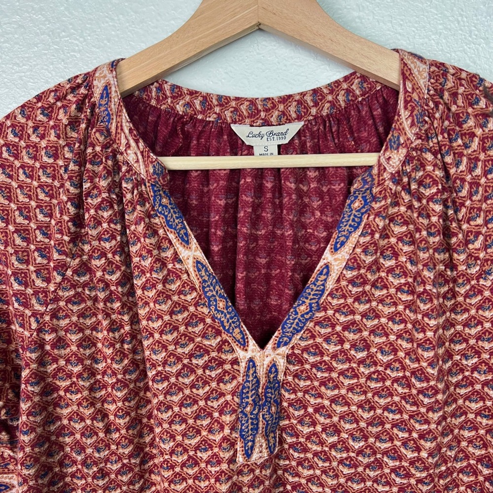 Lucky Brand Womens Burgundy Red Embroidered V-Neck Peasant Top Long Sleeve Small - Picture 2 of 8